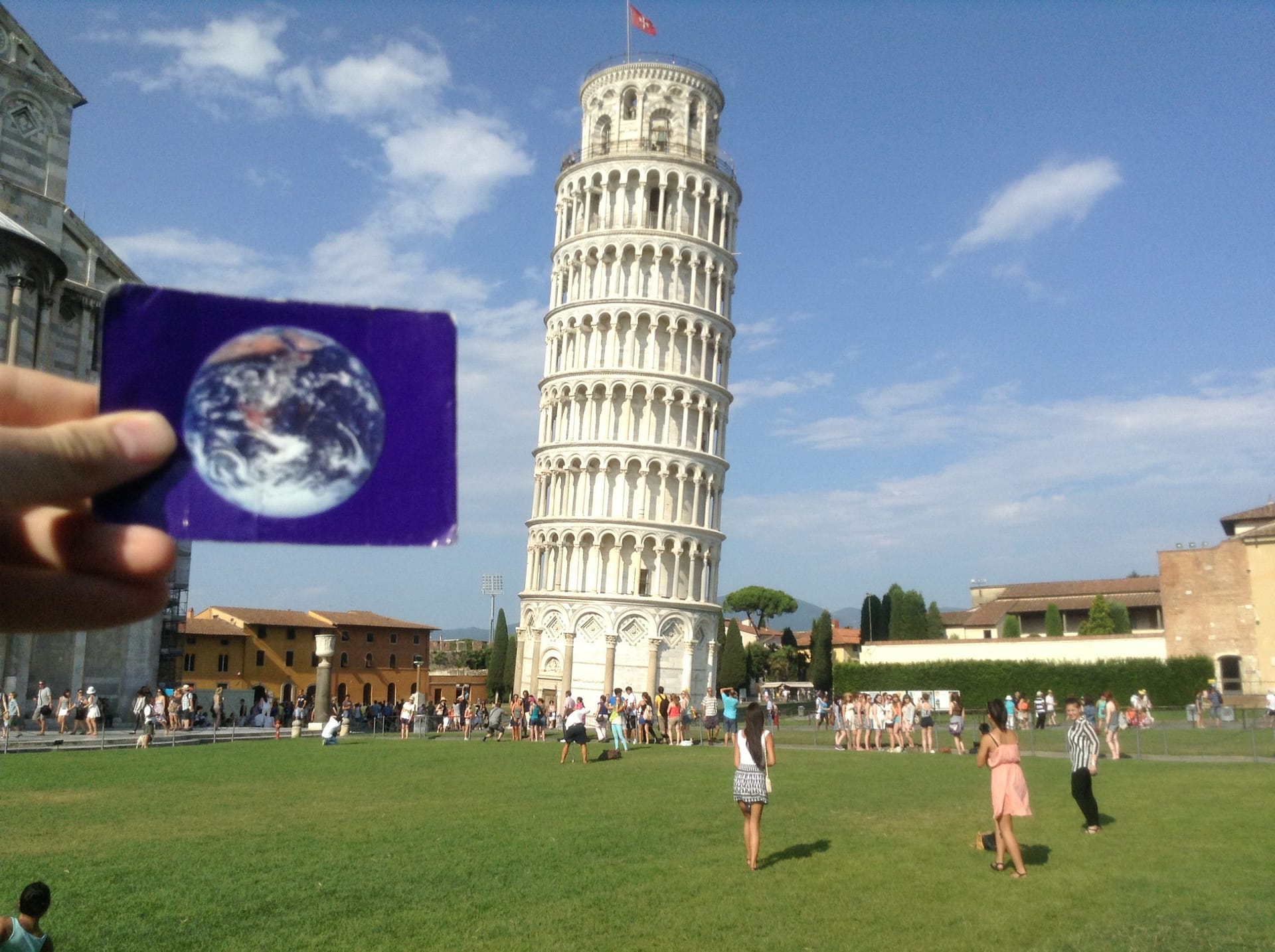 The Leaning Tower of Pisa was #EarthFlagged !