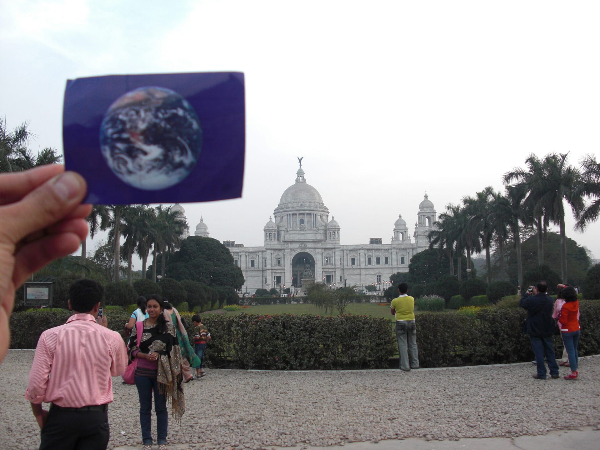The Victoria Memorial was #EarthFlagged!